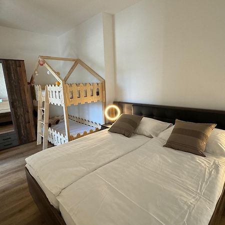Srbska Kamenice 22 Экстерьер фото