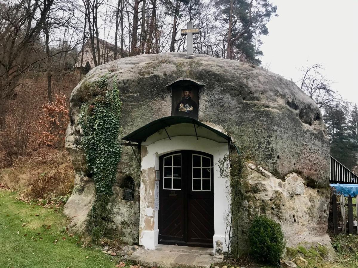 Srbska Kamenice 22 Экстерьер фото