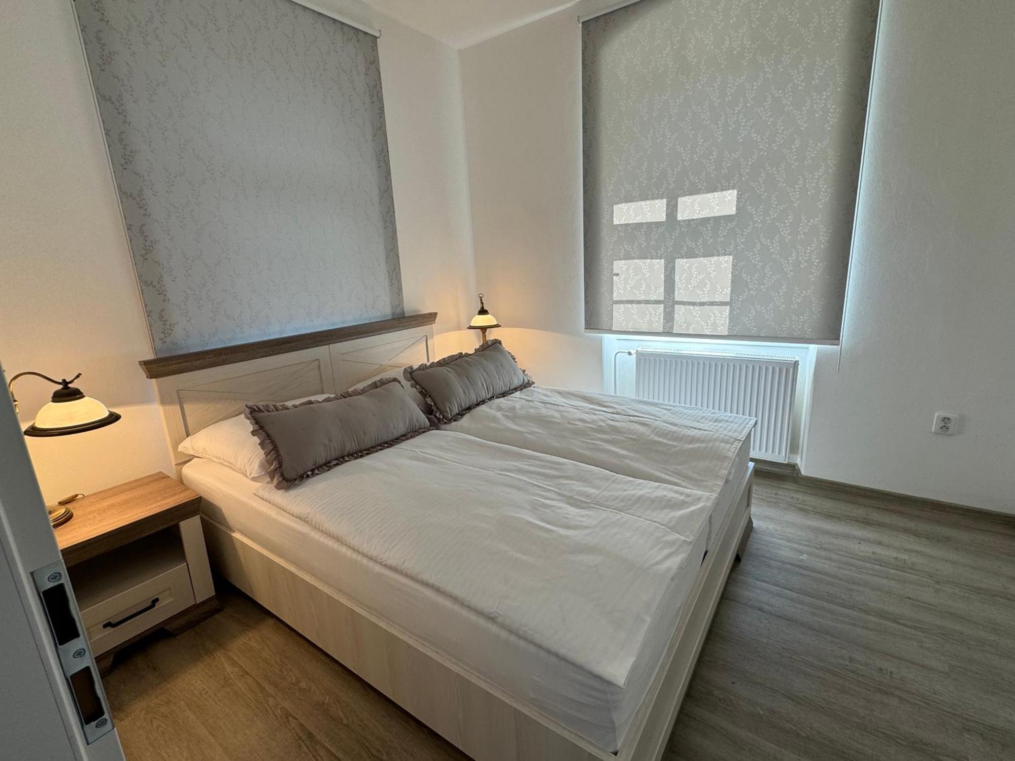 Srbska Kamenice 22 Экстерьер фото
